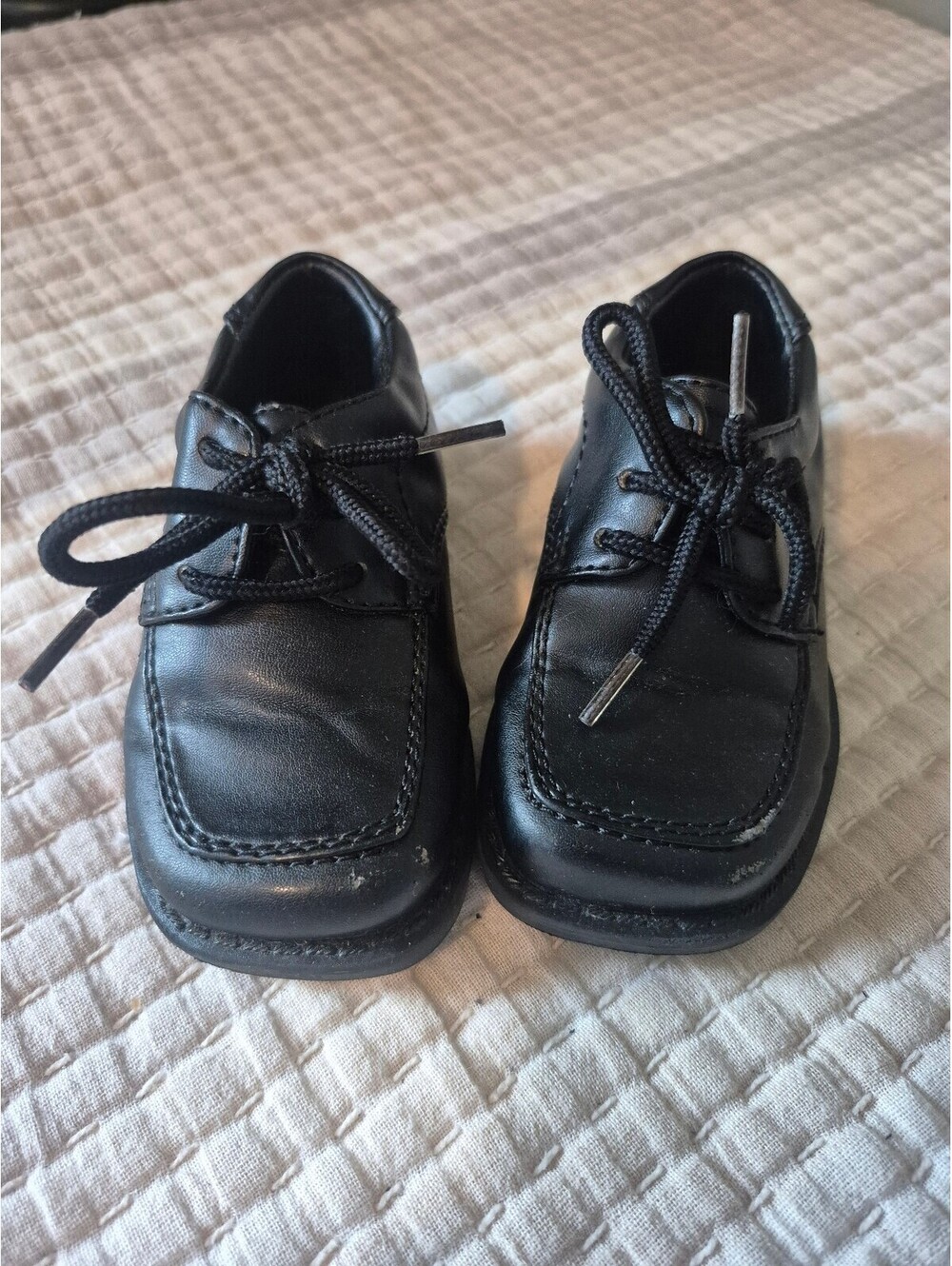 SmartFit Black Leather Dress Shoes for Kids Size 5